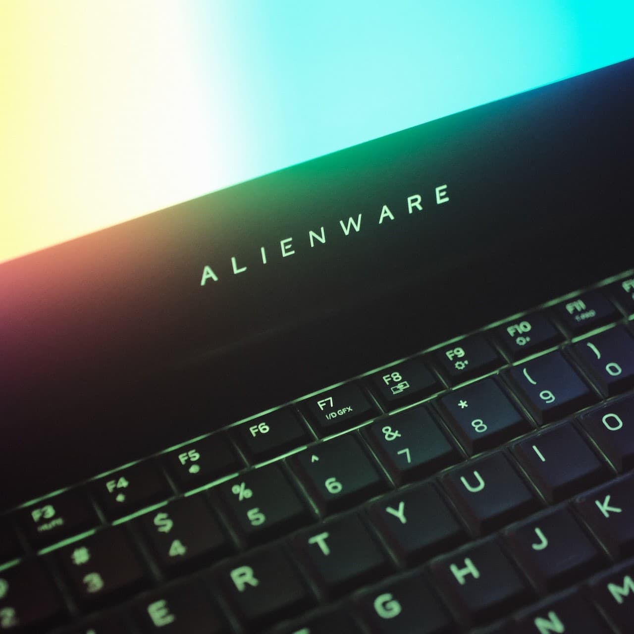 5 Alienware Laptop Touchpad Issues & How To Fix Them