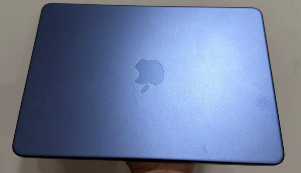 MacBook NEO blue color